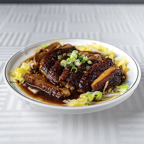 Porc braisé aux légumes confits, cuisine cantonaise