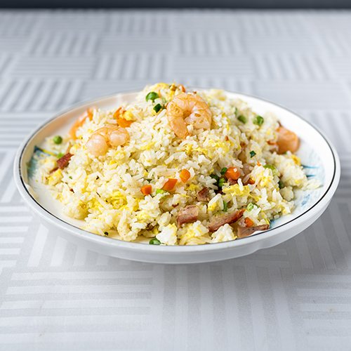 Riz frit Yang Chow, nouilles et riz sautés